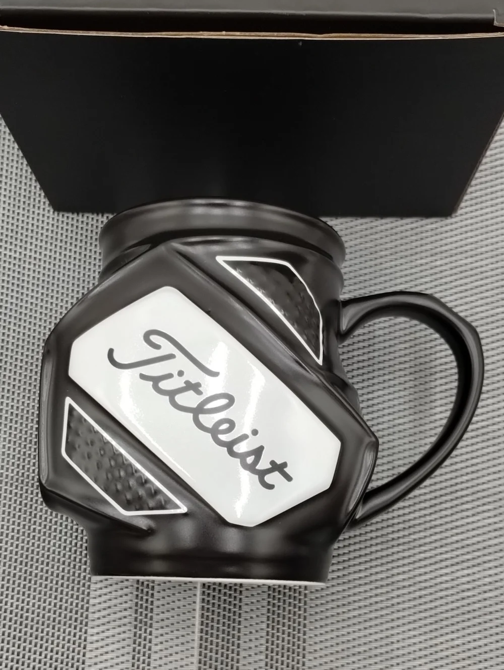 Rare Titleist T Series Black Ceramic Golf Logo Coffee Mug NIB